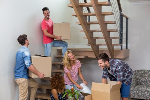 Efficient moving process in West Harrow