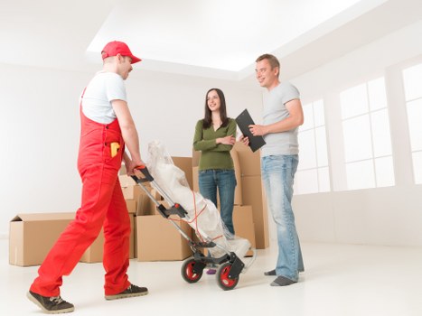 Comprehensive moving solutions with storage options